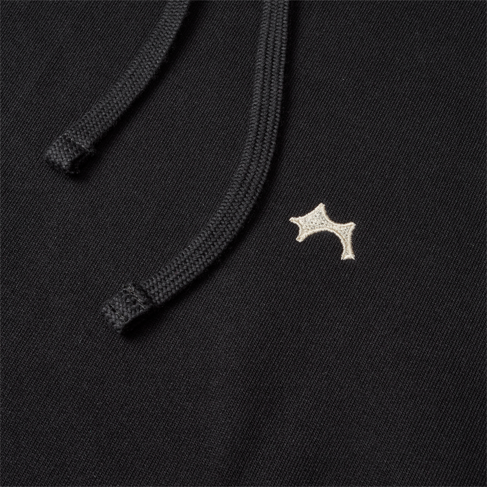 CLASSIC HOODIE