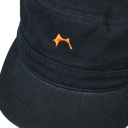 Noir Castro Cap