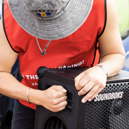 Soundboks Battery Hand-in Charging